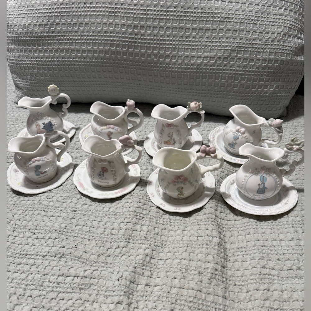 Precious Moments White and Pink Miniature Pitcher Set